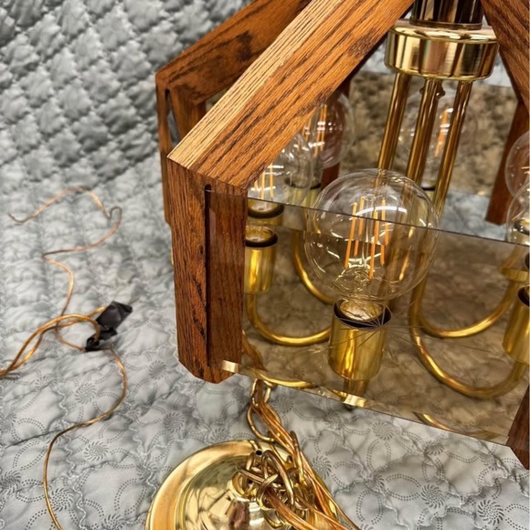 Vintage Montreal Light Fixture - Picture 3 of 4